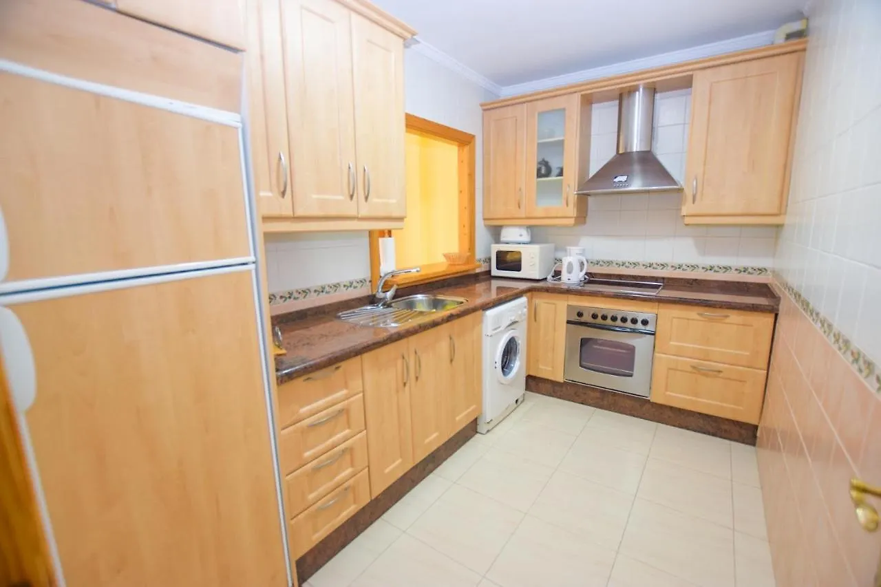 Refurbished 2-Bed Apartment Burriana Beach. Nerja Ισπανία